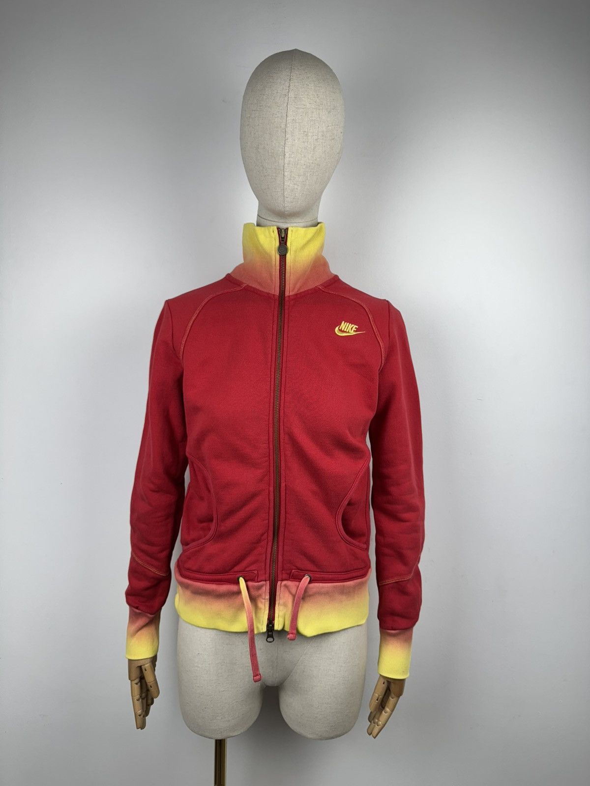 Nike Vintage Nike Track Top Avan Garde Jacket Women’s Size S Size S / US 4 / IT 40 - 1 Thumbnail