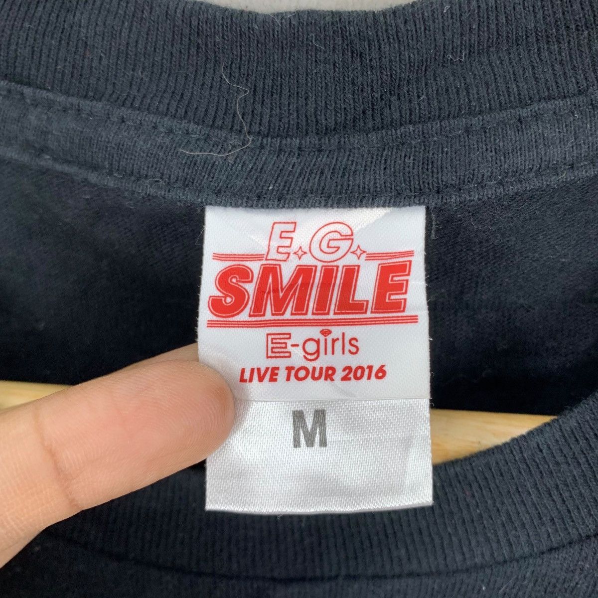 Japanese Brand EG SMILE E-Girls Live Tour 2016 Japanese Band Tshirt Size US M / EU 48-50 / 2 - 5 Thumbnail