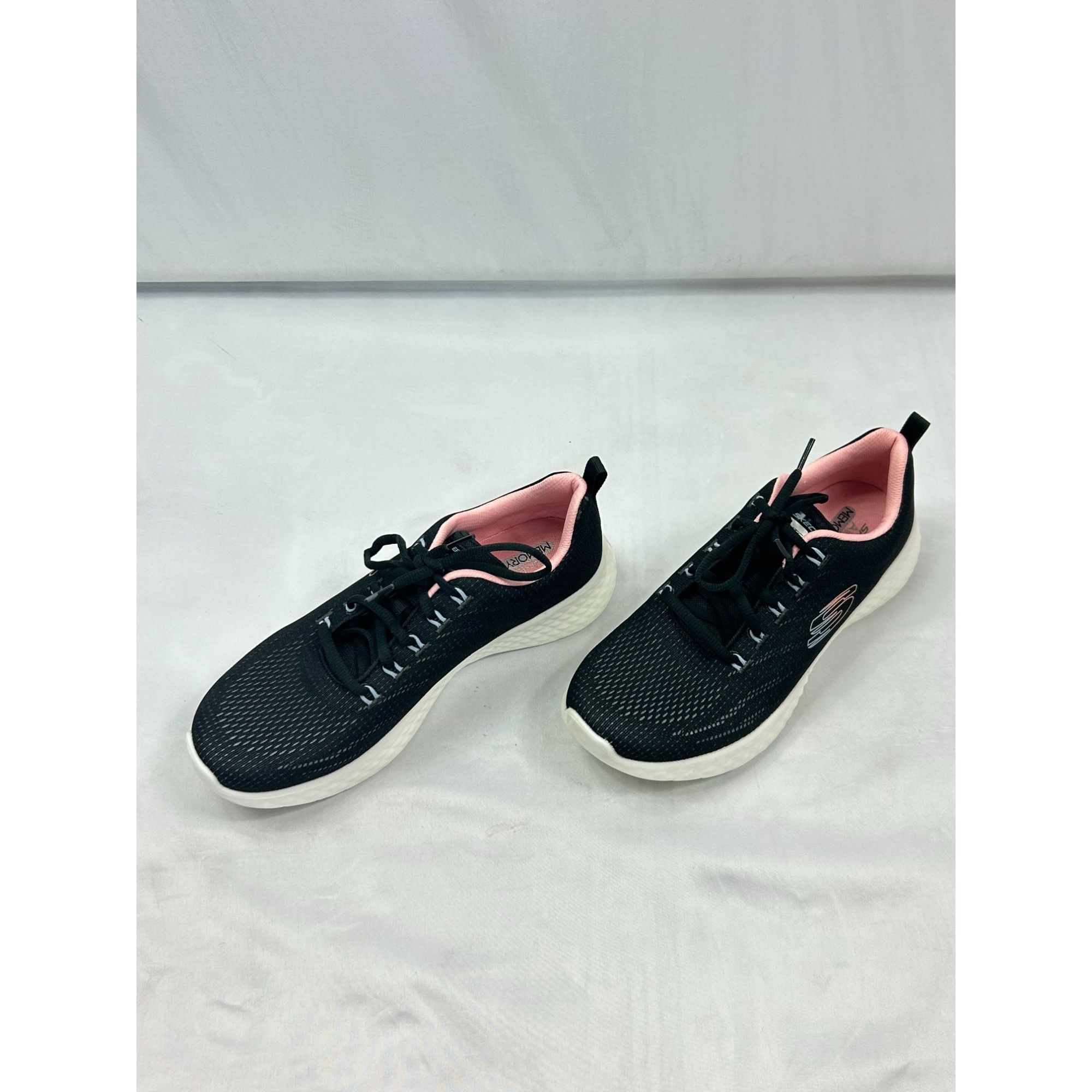 SKECHERS Skechers Memory Foam Sneakers Women’s Size 9 Black Pink Ligh Size US 9 / IT 39 - 5 Thumbnail