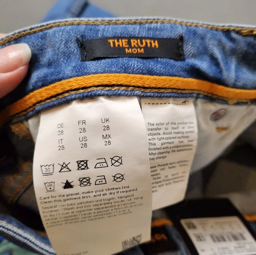 Hugo Boss Nwt Hugo Boss The Ruth Mom Jeans Vintage Blue High Rise Size 28" / US 6 / IT 42 - 8 Thumbnail