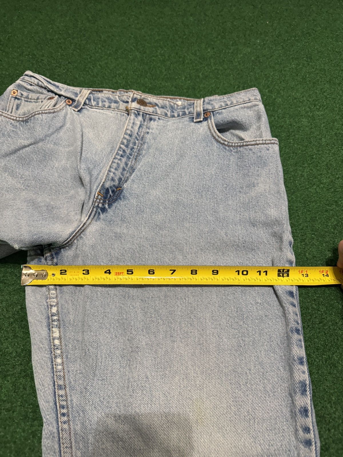 Levi's Vintage Clothing Vintage 90s Levi’s 551 Relaxed Fit 32x28 Distressed Jeans Size 36" / US 14 / IT 50 - 10 Thumbnail