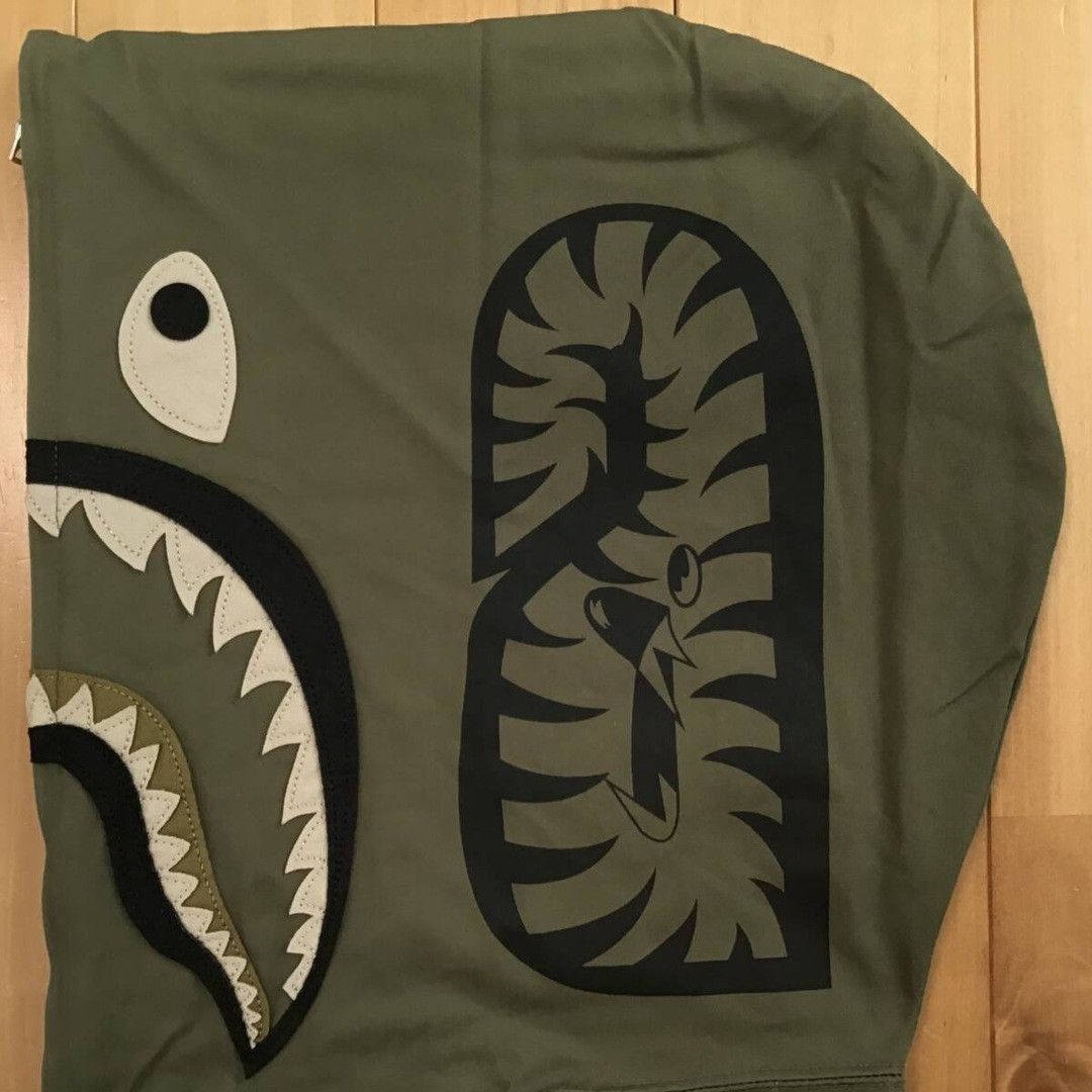 Bape 2012 BAPE Herringbone Shark full zip hoodie a bathing ape Size US M / EU 48-50 / 2 - 5 Thumbnail