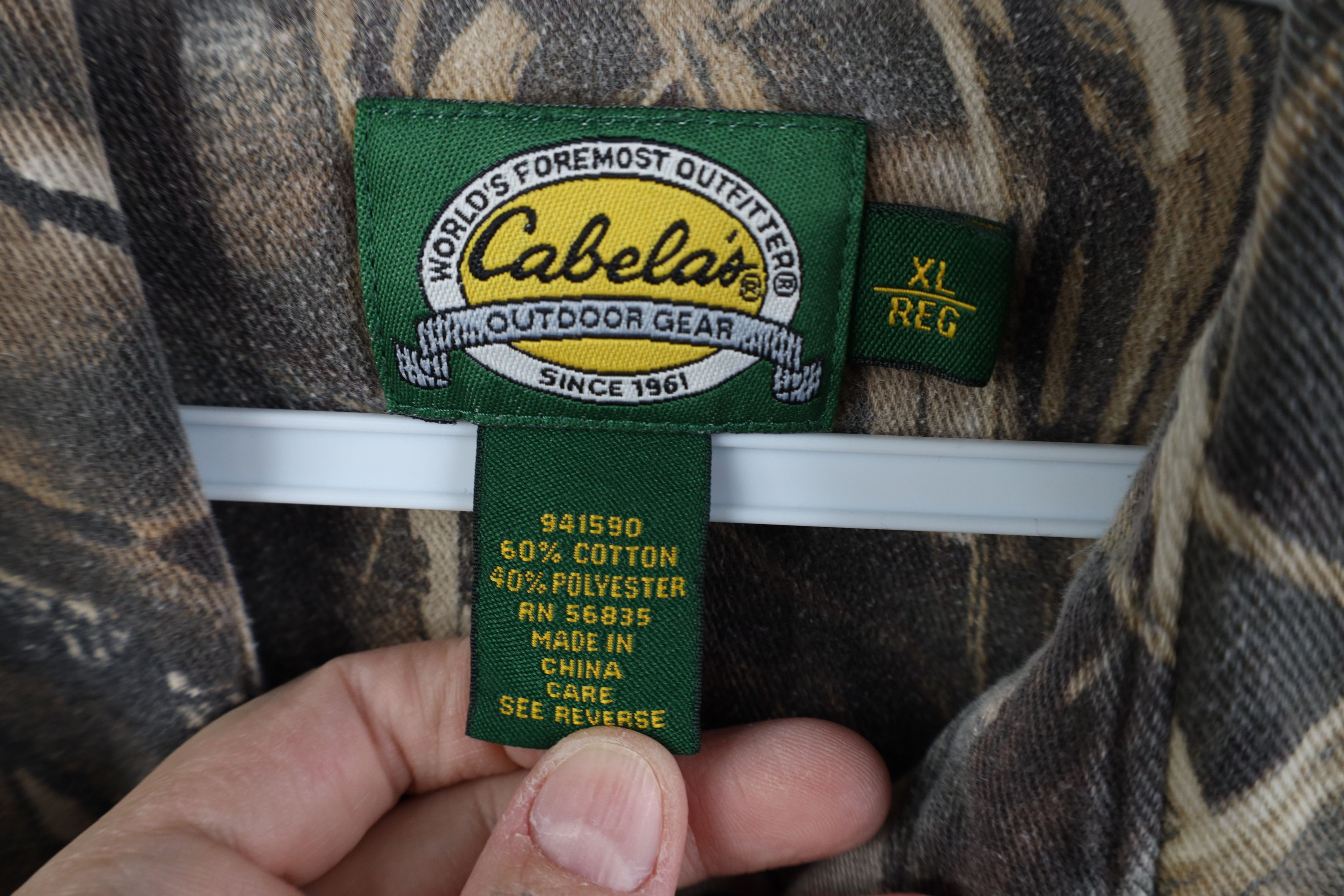 Cabelas Vintage 90s Cabelas Heavyweight Camouflage Button Shirt Size US XL / EU 56 / 4 - 8 Thumbnail