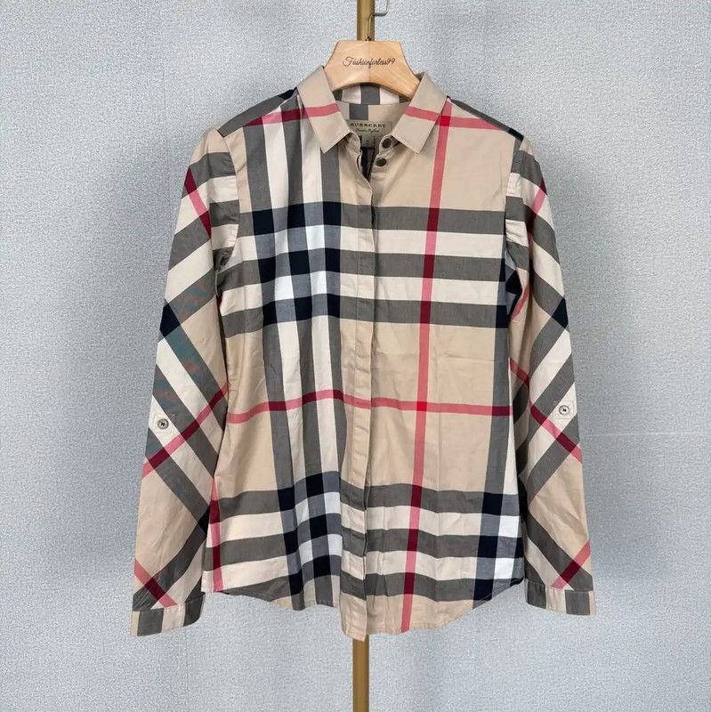 Burberry Burberry Color-Blocked Cotton Shirt for Women Size XS / US 0-2 / IT 36-38 - 1 Thumbnail