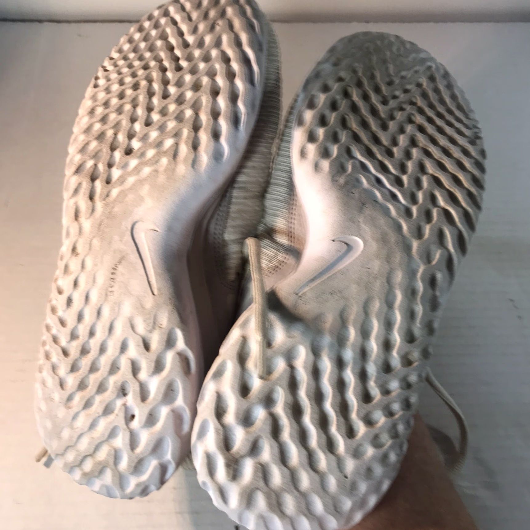 Nike Nike Renew Womens Sneakers Athletic Lace Up Low Top Casual Activewear Size 8 Beige Size US 8 / IT 38 - 8 Thumbnail