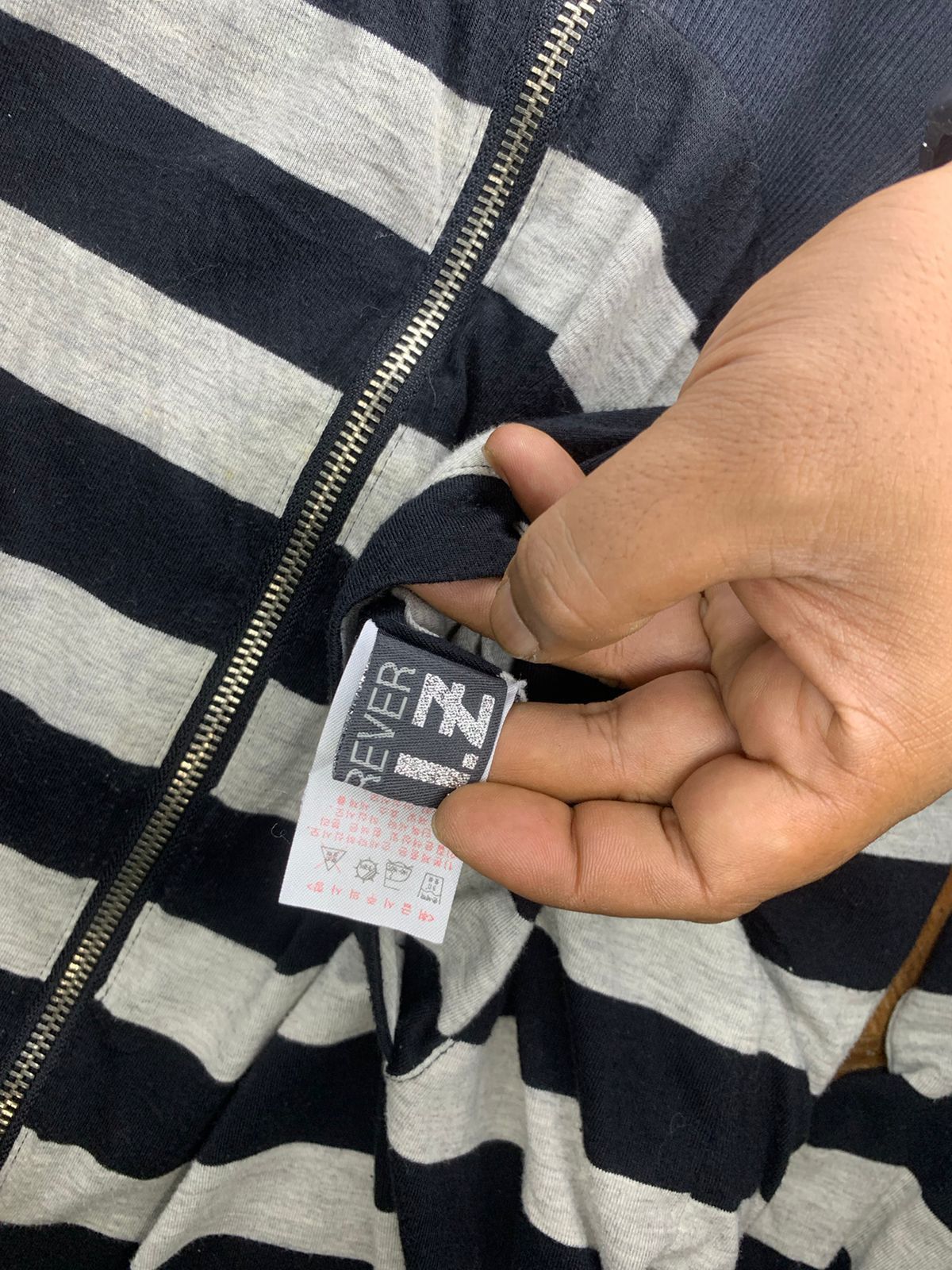 Japanese Brand × Vintage Y2k ugiz conqust reversible prisoner stripe fur hoodie Size US L / EU 52-54 / 3 - 15 Thumbnail