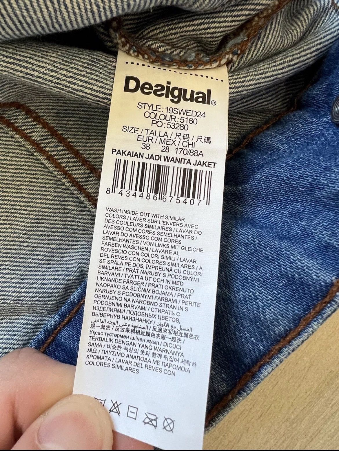 Desigual × Vintage Desigual VTG women's denim jacket with button patterns Size S / US 4 / IT 40 - 9 Thumbnail