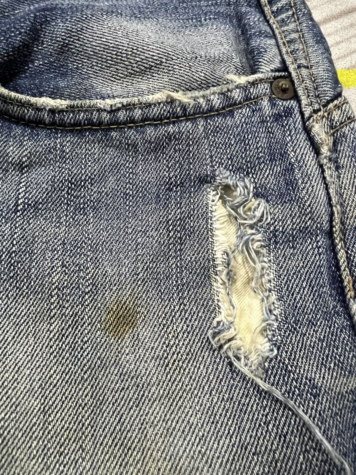 Edwin × Japanese Brand VINTAGE EDWIN HALF SELVEDGE DISTRESSED JEANS Size US 34 / EU 50 - 17 Thumbnail