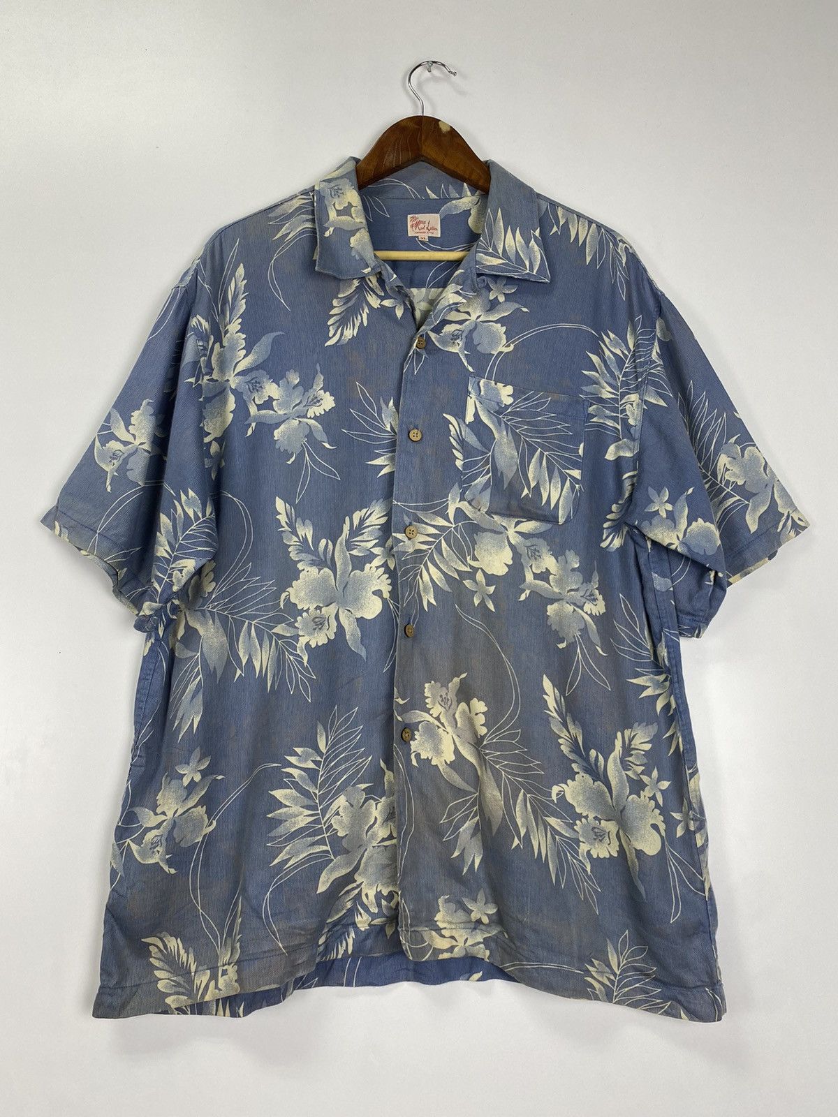 Vintage Red Letter Hawaiian Style shirt Size US XL / EU 56 / 4 - 2 Thumbnail