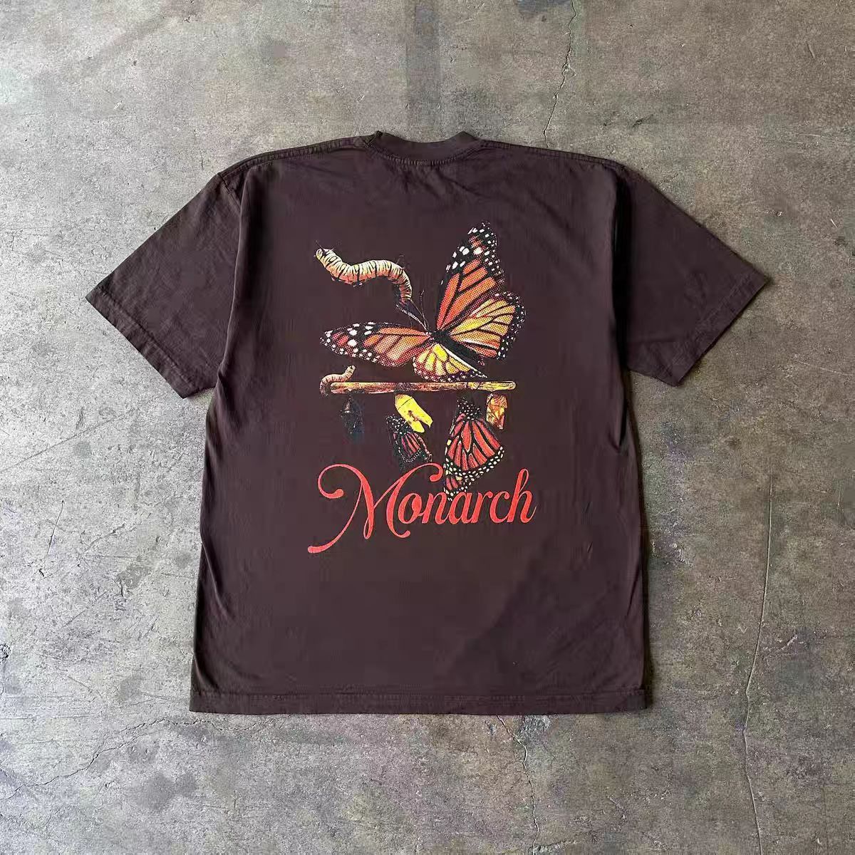 Vintage Brown washed vintage insect print t-shirt Size US M / EU 48-50 / 2 - 1 Thumbnail