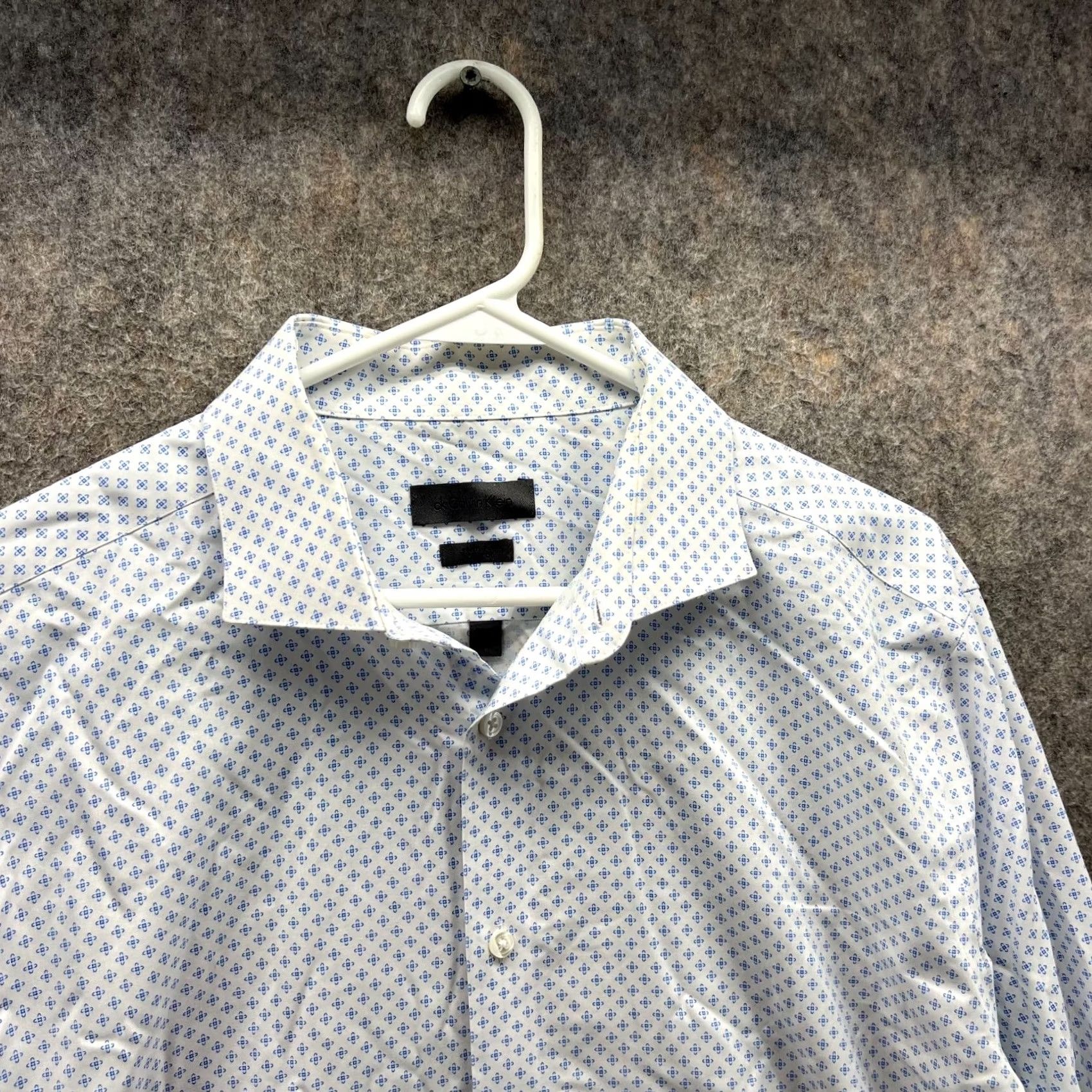 Calvin Klein VINTAGE Calvin Klein Shirt Men 17 34/35 Button-Down All over Logo White Blue Casual Formal Workplace Men Size US XL / EU 56 / 4 - 5 Thumbnail
