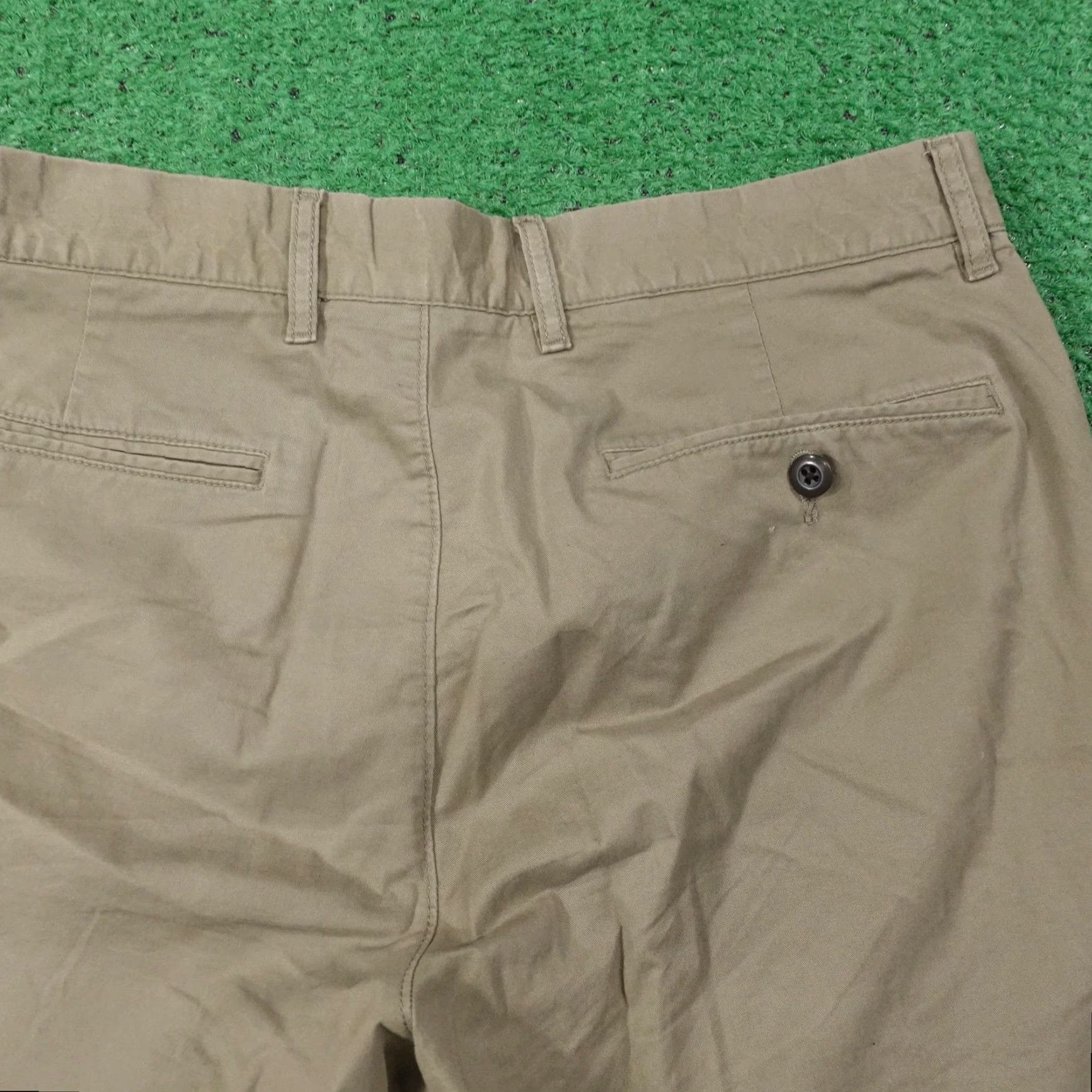 J.Crew J.CREW Shorts Mens 31 Green Chino Flat Front Stretch 9 Inseam Casual Summer pants not included Size US 31 - 4 Thumbnail