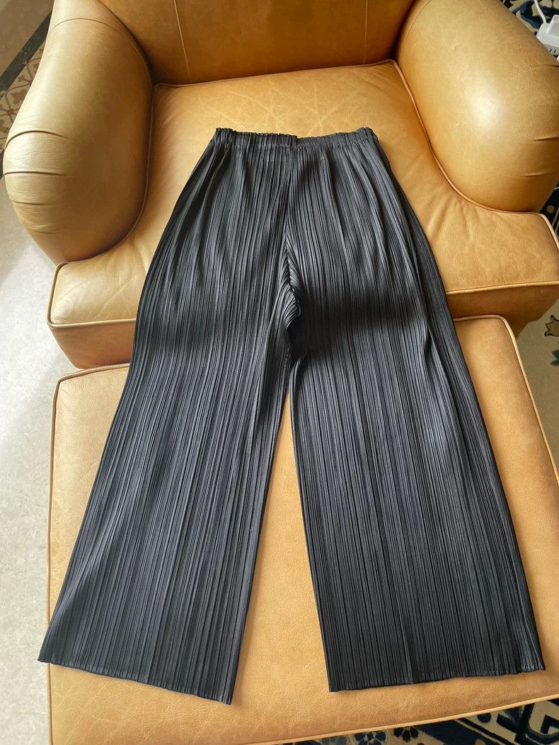 Issey Miyake Issey Miyake size:3 Black pleated color-blocked casual pan Size 23" - 7 Thumbnail