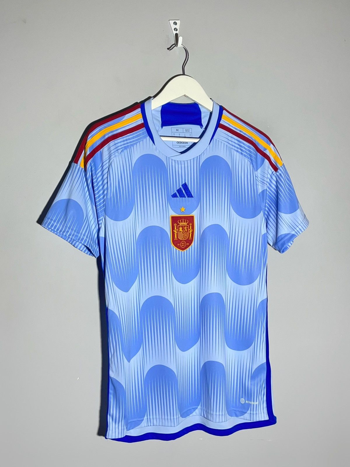 Adidas National Team Spain Adidas 2022 Away Football Shirt Size US M / EU 48-50 / 2 - 2 Thumbnail
