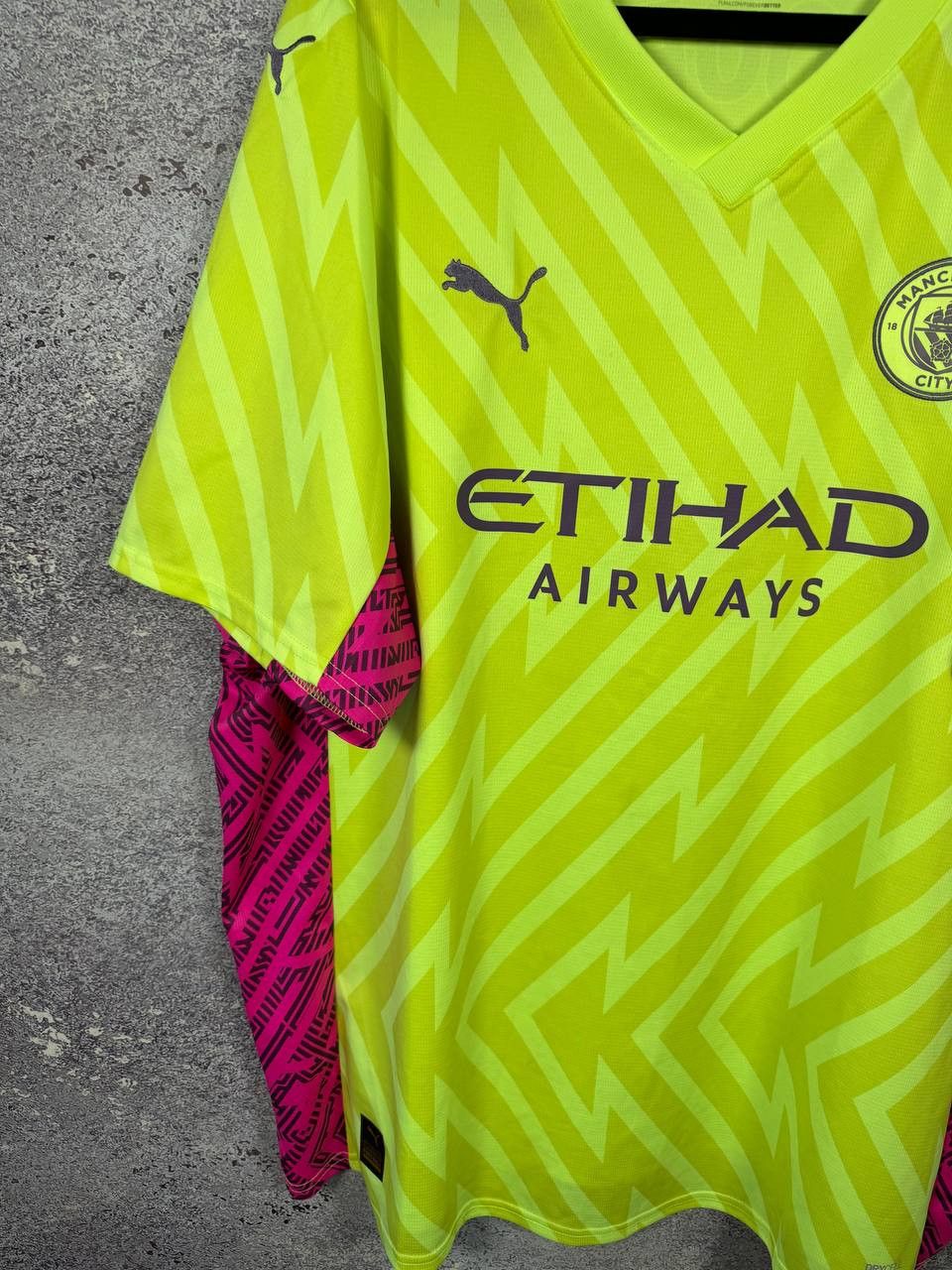 Puma × Vintage Manchester City 2023/24 GK Third Puma Soccer Jersey Size US XXL / EU 58 / 5 - 4 Thumbnail