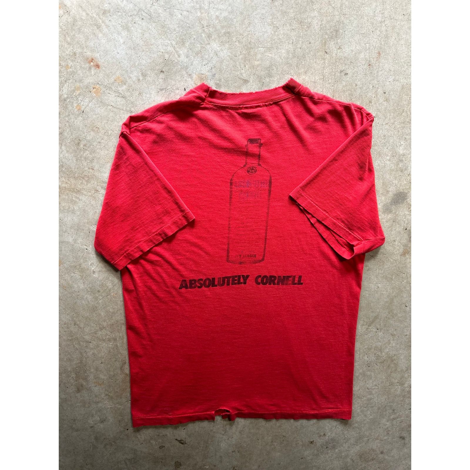 Fruit Of The Loom × Vintage Vintage Absolut Vodka Cornell University 90s Graphic Tee LG Size US L / EU 52-54 / 3 - 1 Thumbnail
