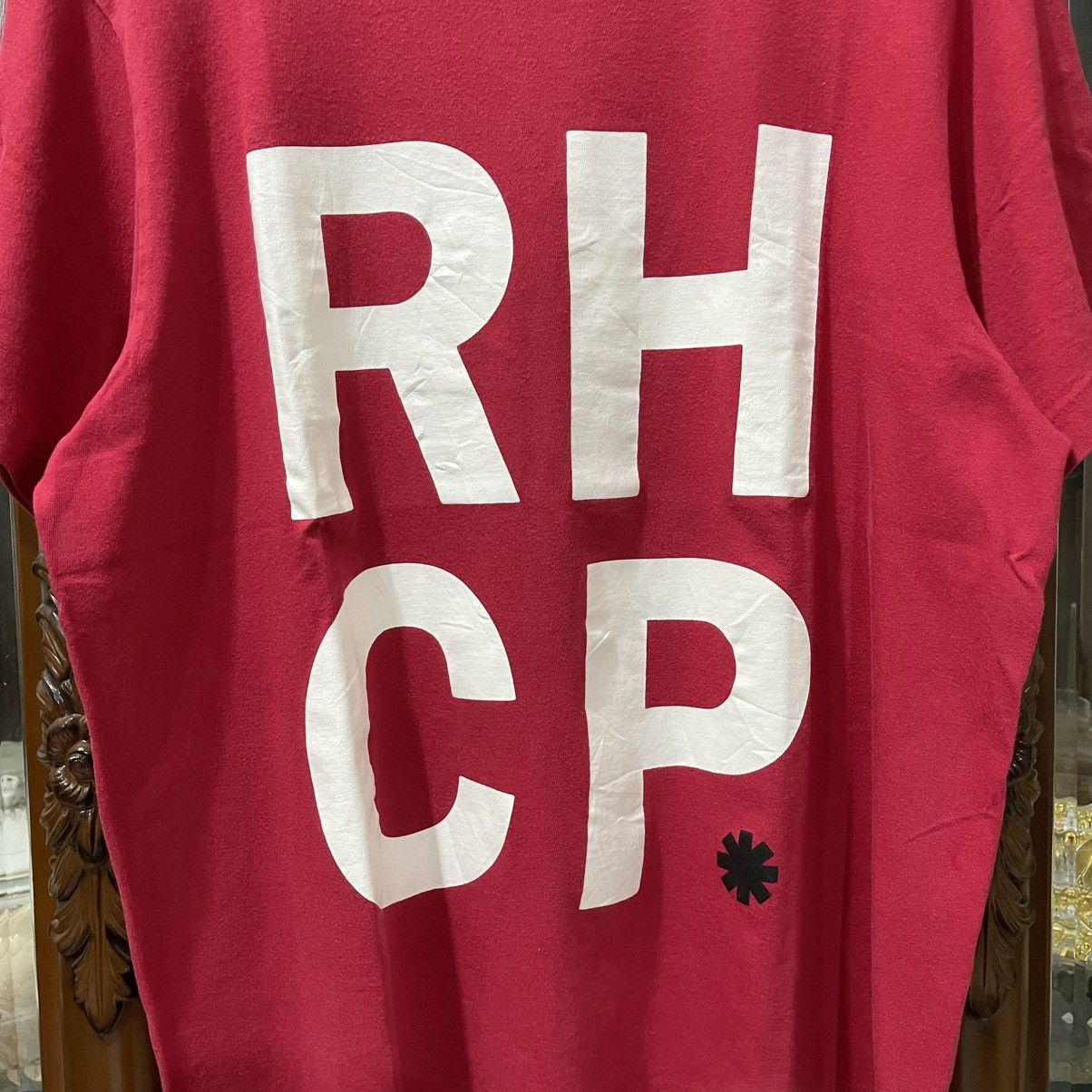 Band Tees Thrashed faded Red hot chili peppers UT tee Size US XL / EU 56 / 4 - 2 Thumbnail