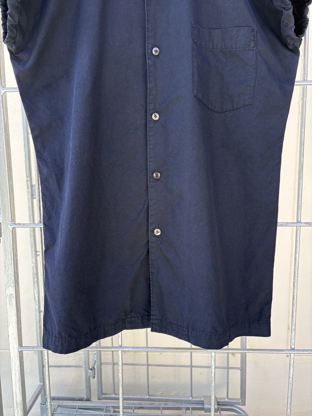 Comme des Garcons Comme des Garcons • sleeveless black shirt Size US M / EU 48-50 / 2 - 6 Thumbnail