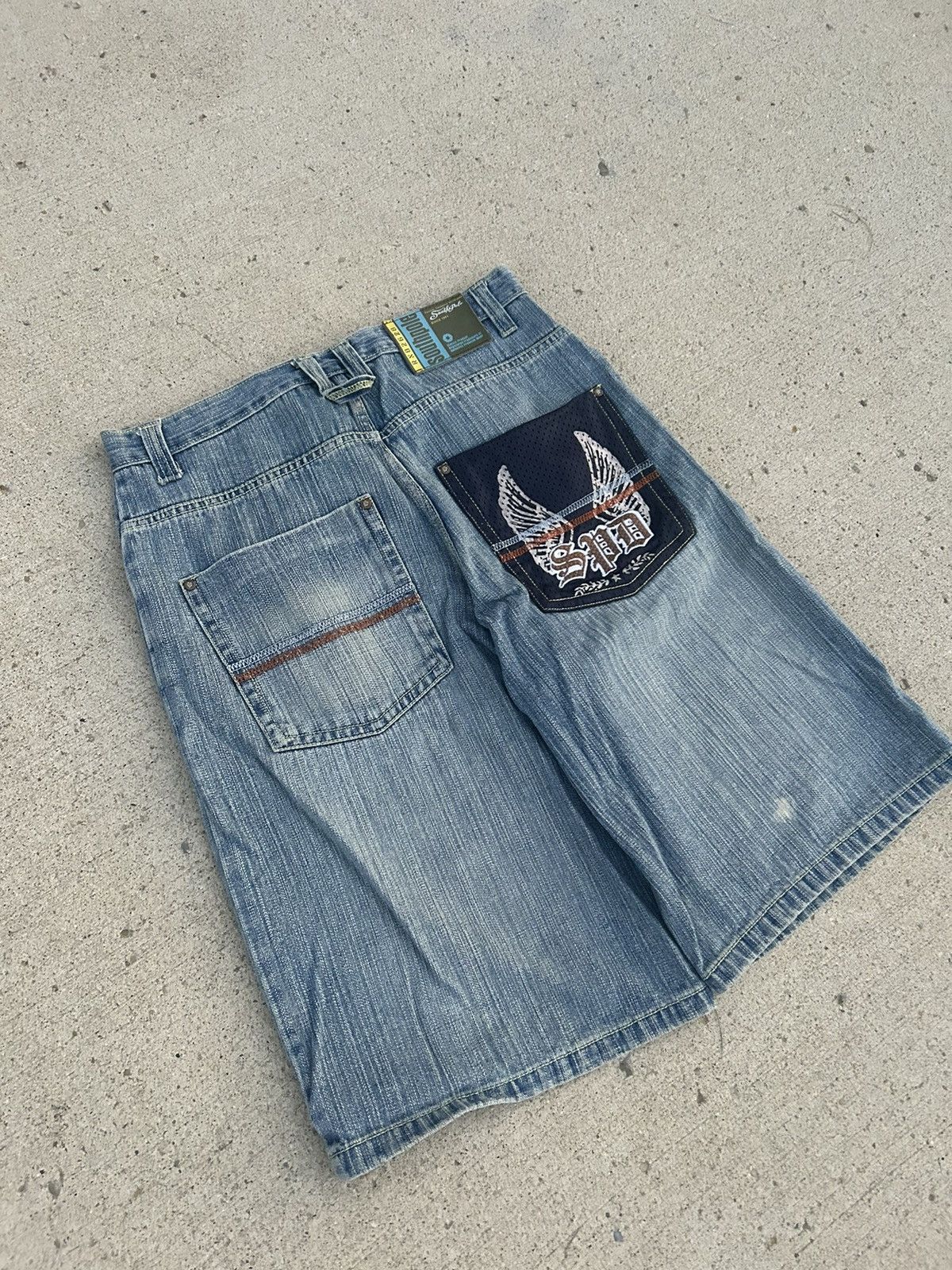 Southpole Y2k southpole jorts with sick design Size US 34 / EU 50 - 3 Thumbnail