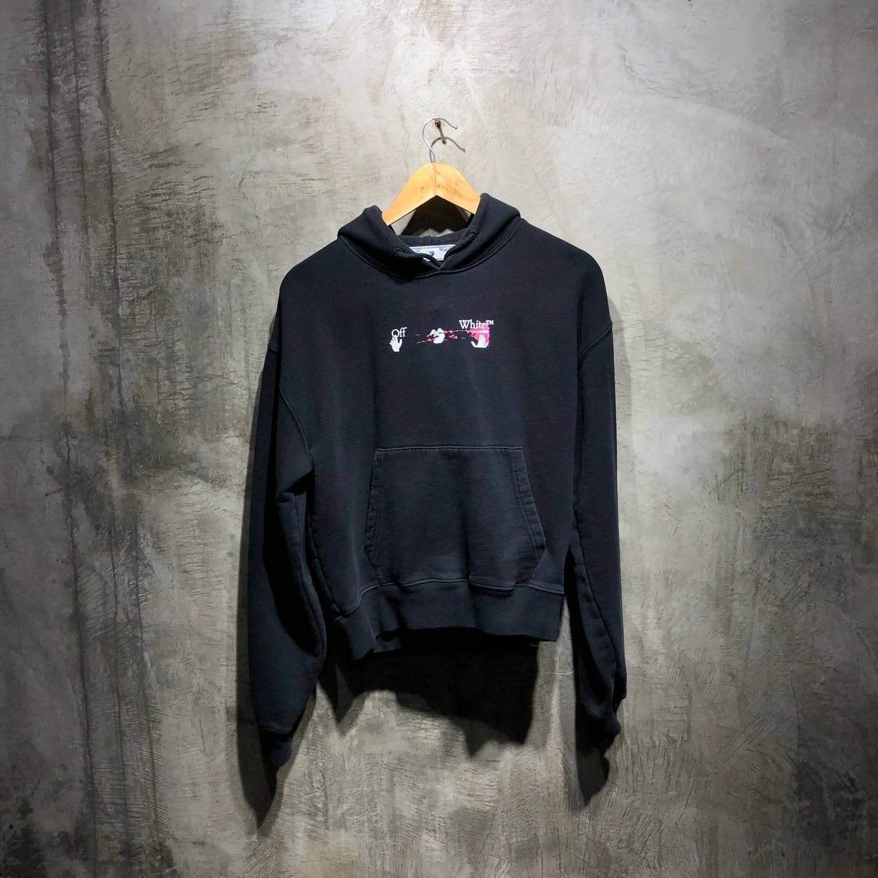 Off-White Off-White Acrylic arrows hoodie Size US M / EU 48-50 / 2 - 2 Thumbnail