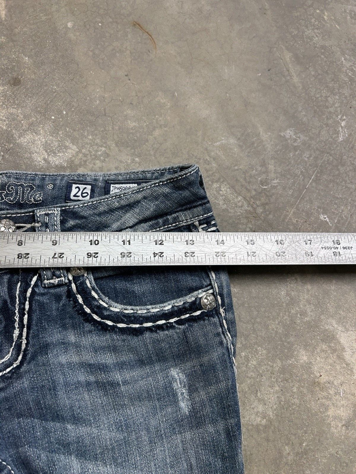 Miss Me Vintage Y2K Miss Me Jeweled Embellish Denim Jeans Size 26x30 Size 26" / US 2 / IT 38 - 6 Thumbnail