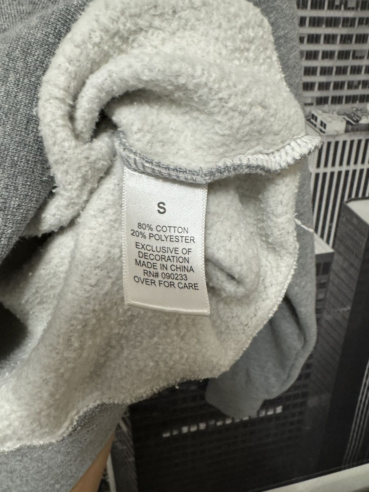 Fear of God OG Fear of God Essentials Graphic Crewneck Grey SZ Small🔥 Size US S / EU 44-46 / 1 - 8 Thumbnail