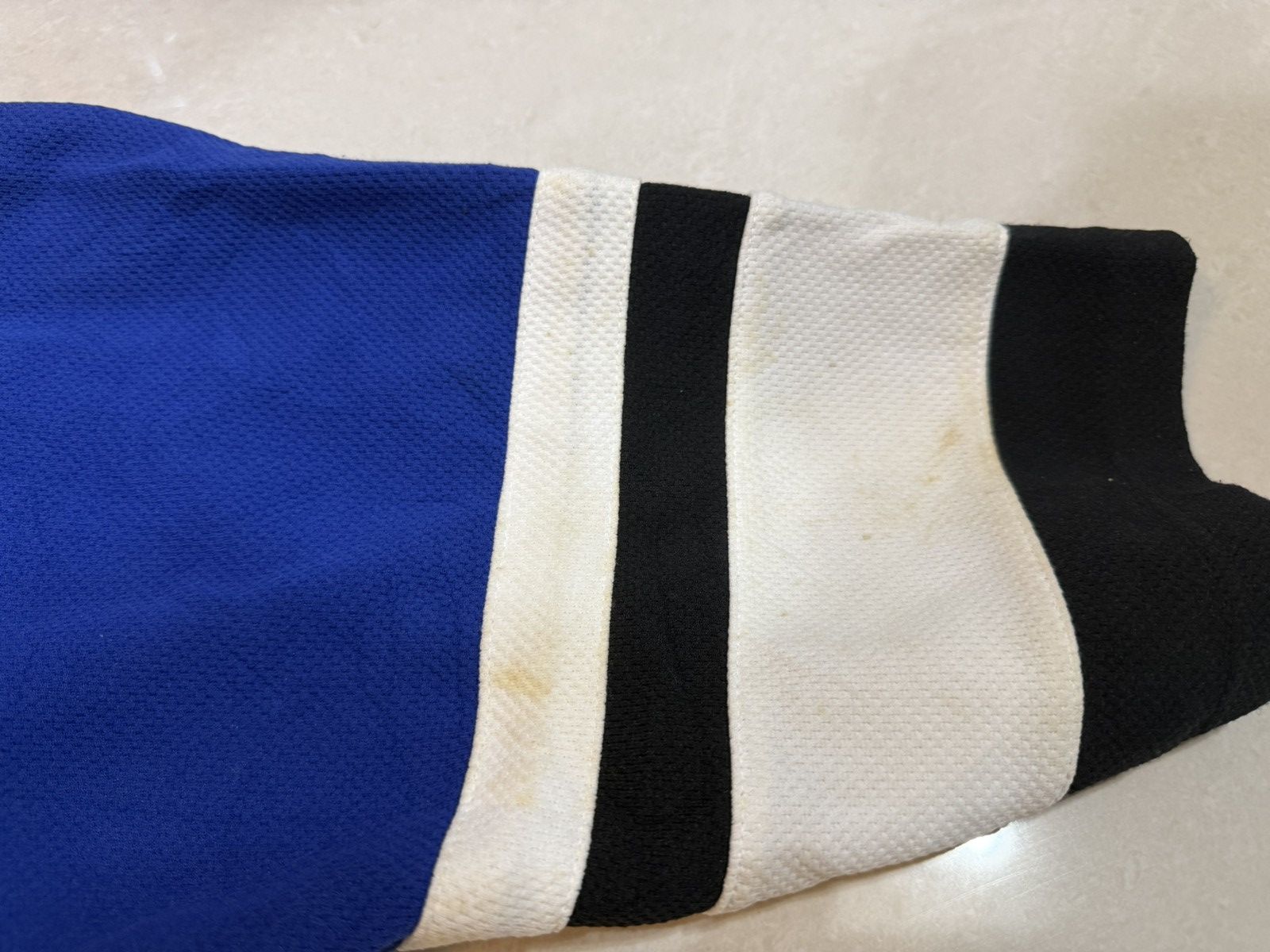 Disney Vintage 2000s Donald Duck Ice Hockey Jersey Y2K Size US L / EU 52-54 / 3 - 6 Thumbnail