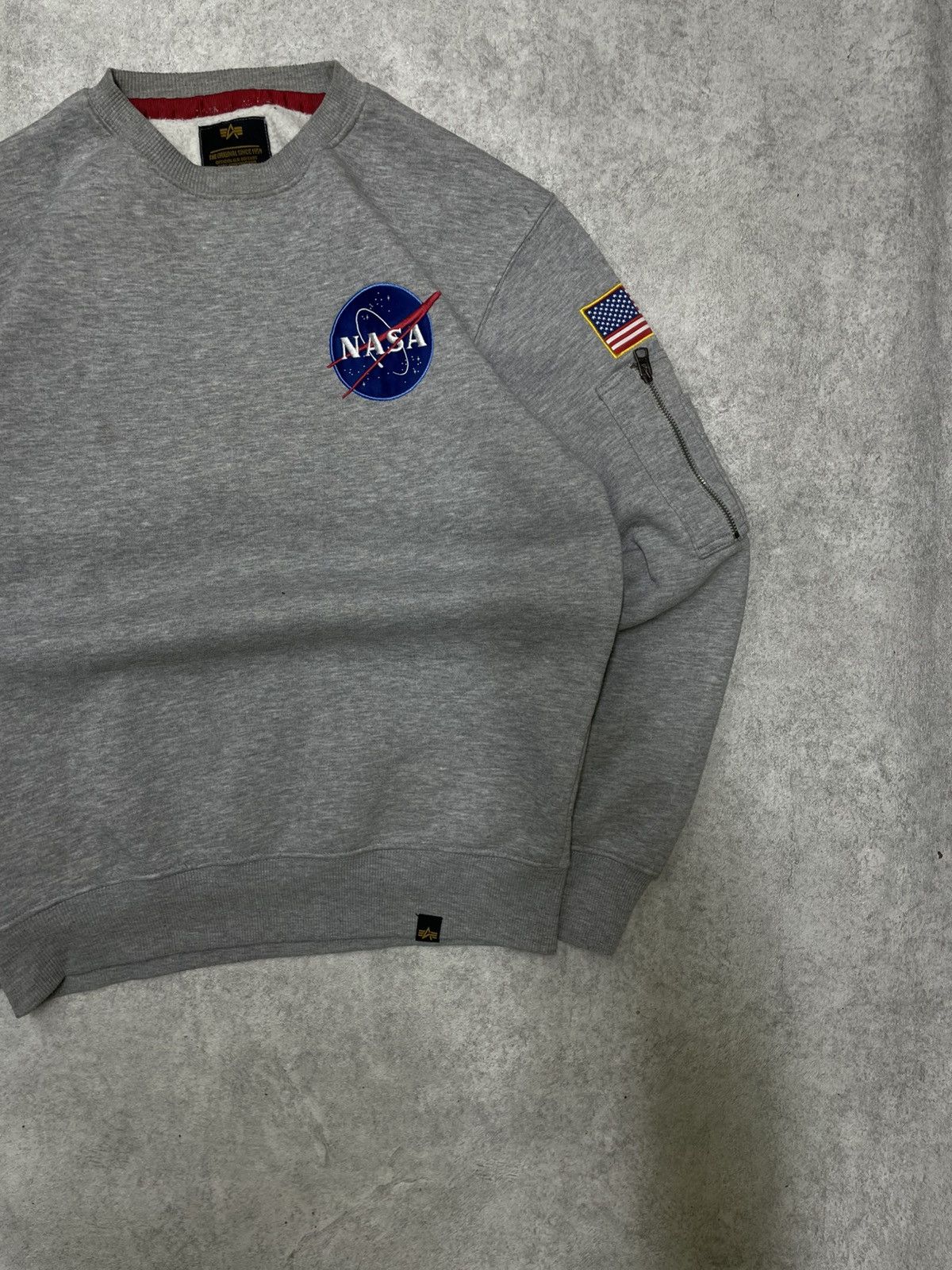 Alpha Industries × NASA Y2K Alpha Industries Grey Sweatshirt NASA Logo Size US M / EU 48-50 / 2 - 3 Thumbnail