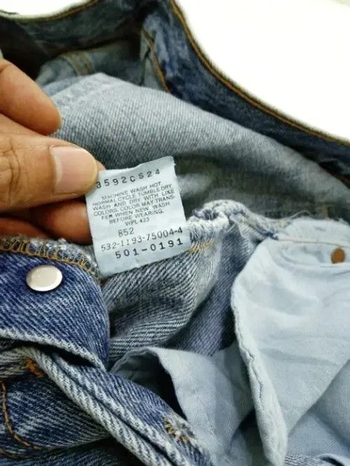 Levi's × Vintage 90s Vintage Levis 501 Jeans Made In USA 34x34 Size US 34 / EU 50 - 7 Thumbnail