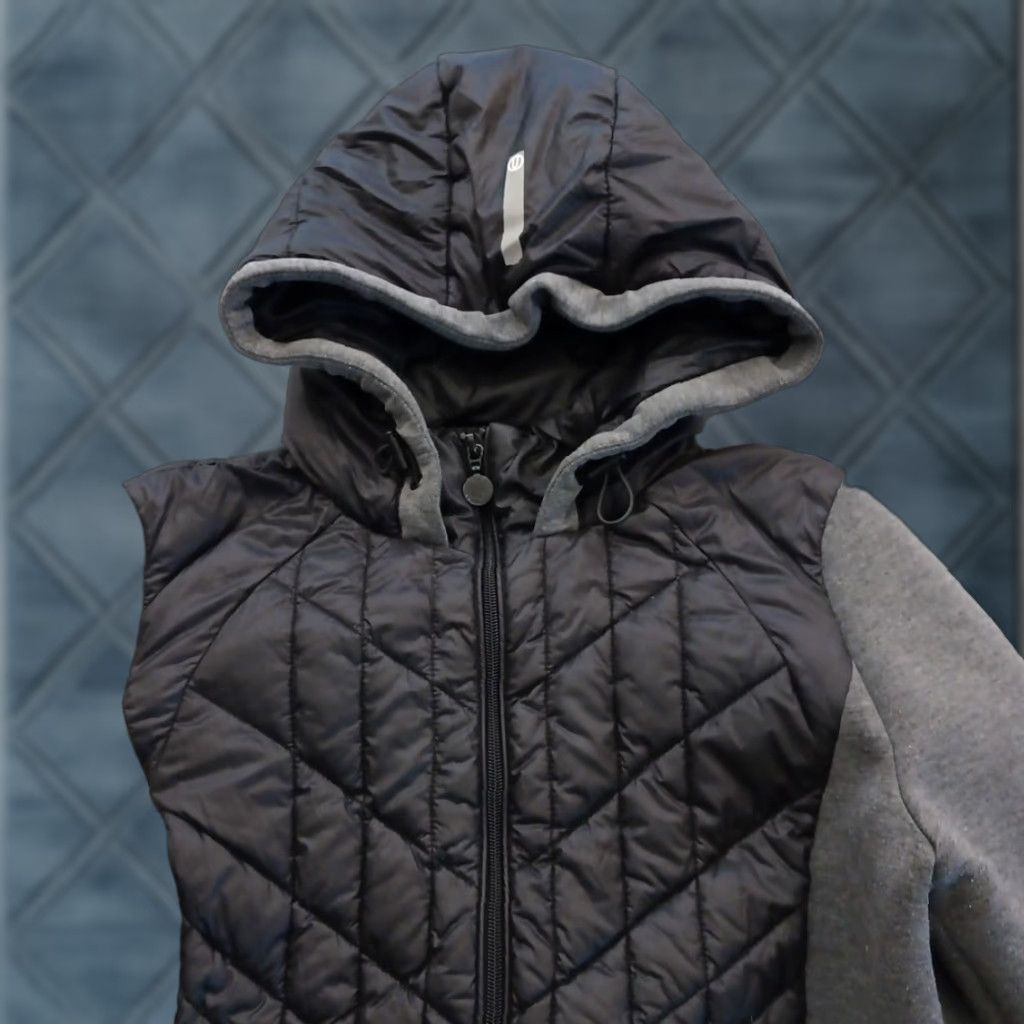 Vintage Bernardo Jacket Womens XS Black Gray Quilted Down Hooded Packable Size XS / US 0-2 / IT 36-38 - 1 Thumbnail