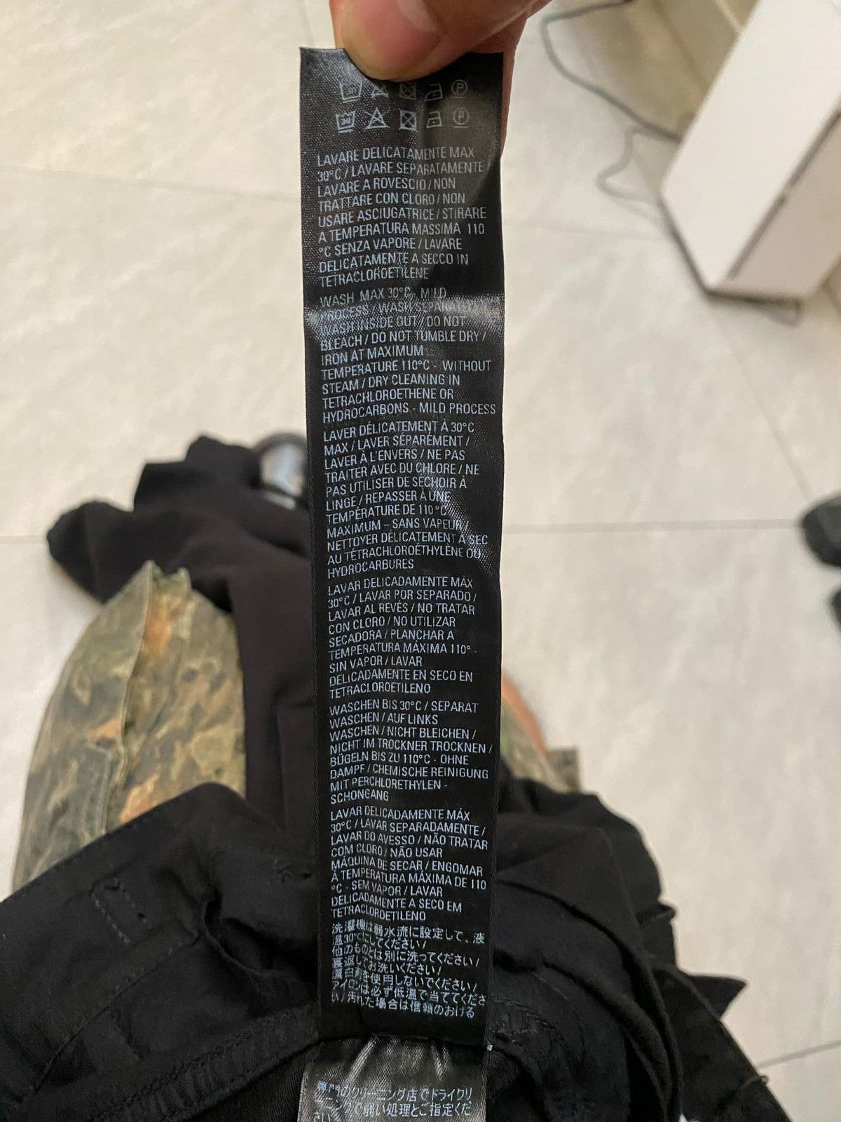 Balenciaga BALENCIAGA FW23 FLARED CARGO PANTS Size US 34 / EU 50 - 14 Thumbnail