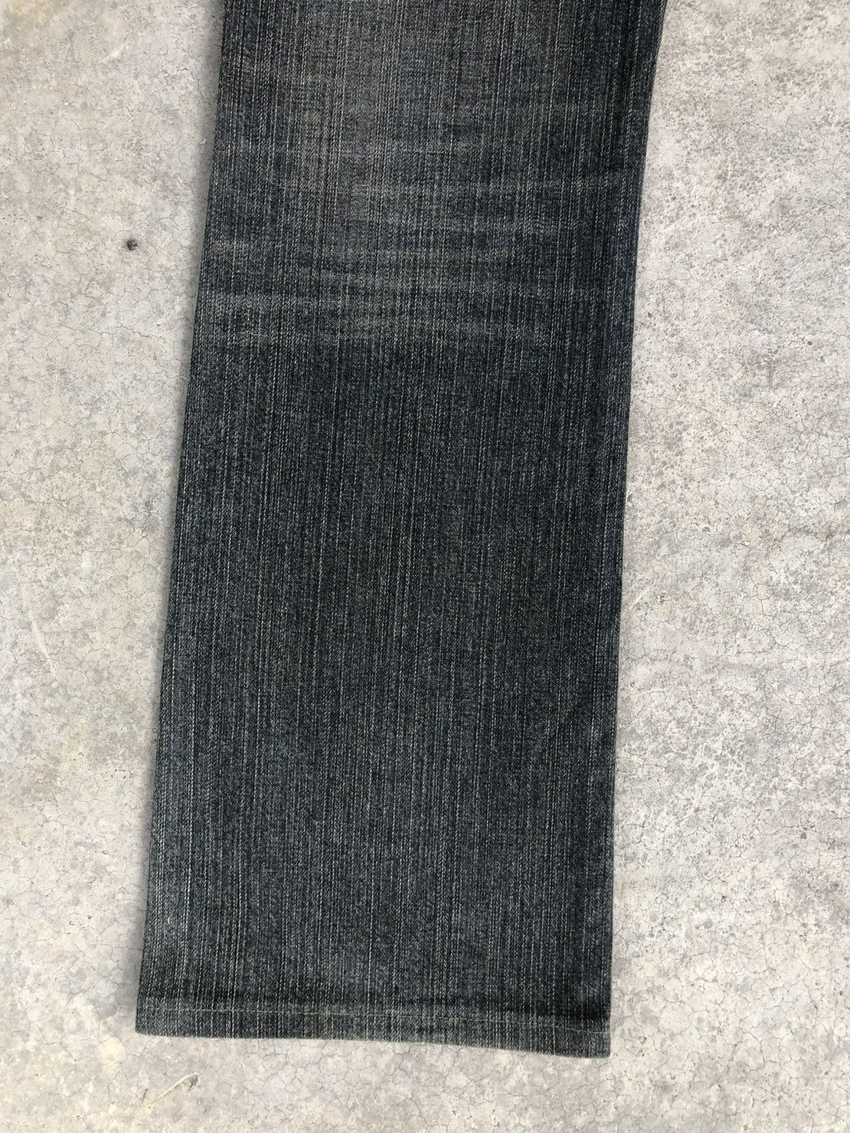 If Six Was Nine Japanese Uniqlo Flared Jeans Broken Denim Distressed Size US 32 / EU 48 - 11 Thumbnail