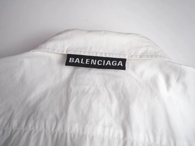 Balenciaga Balenciaga size 39 White Tag-Logo Shirt Size US M / EU 48-50 / 2 - 5 Thumbnail