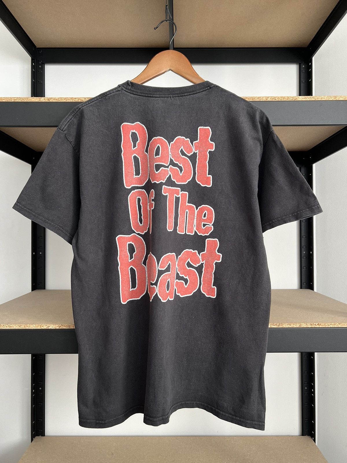 Band Tees Vintage 2000s Iron Maiden Best of the Beast Black T-shirt Size US L / EU 52-54 / 3 - 2 Thumbnail