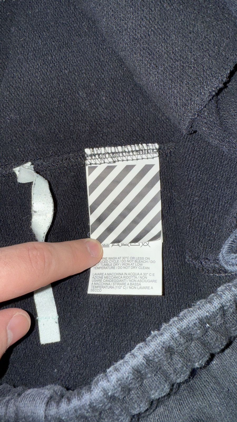 Off-White Off White Sweatshorts Size US 31 - 9 Thumbnail