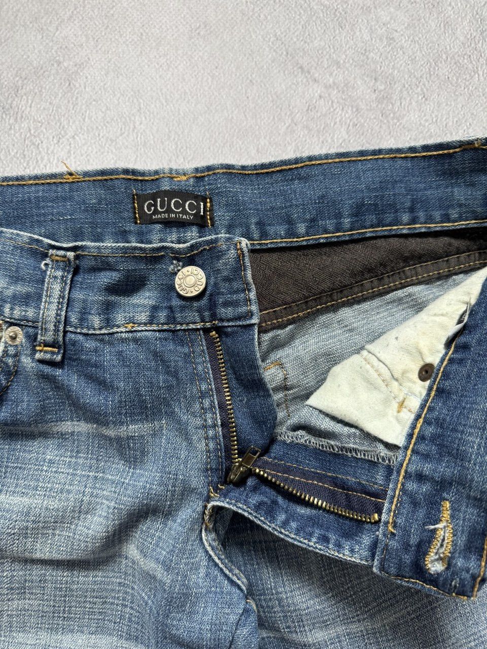 Vintage Gucci style GG embroidery patch flared low-rise jeans Size 28" / US 6 / IT 42 - 7 Thumbnail