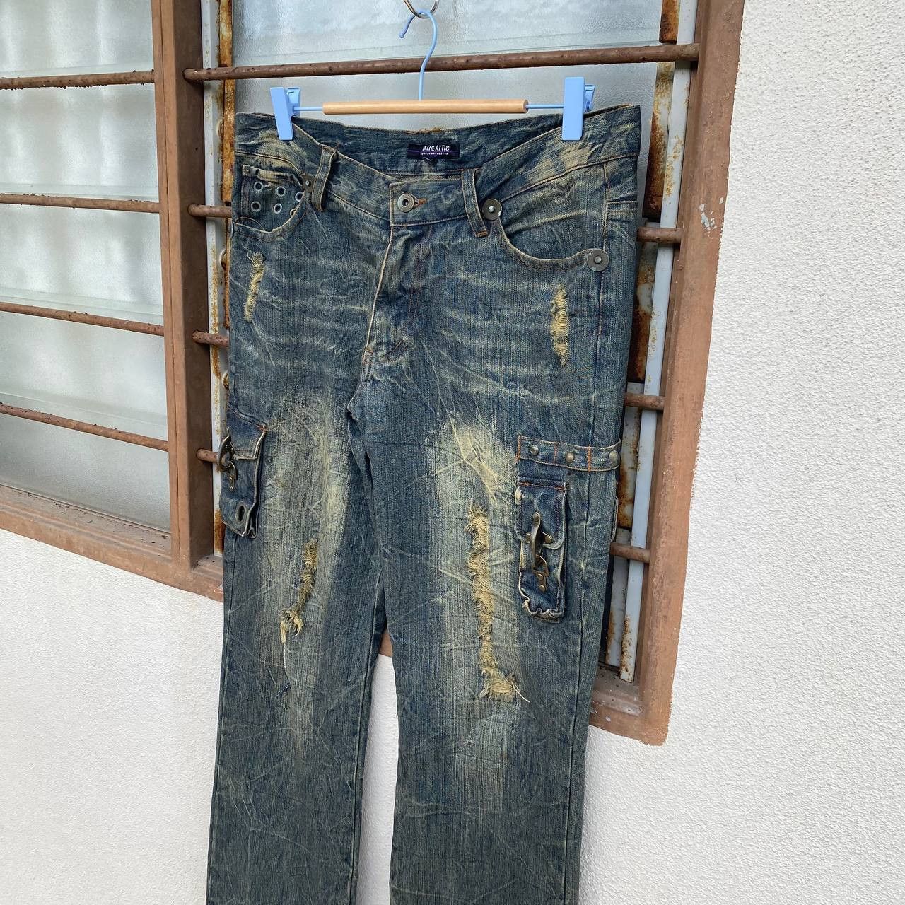 In The Attic Y2K IN THE ATTIC Japan Grunge"Mudwash Distressed Flared Hook Size US 30 / EU 46 - 4 Thumbnail