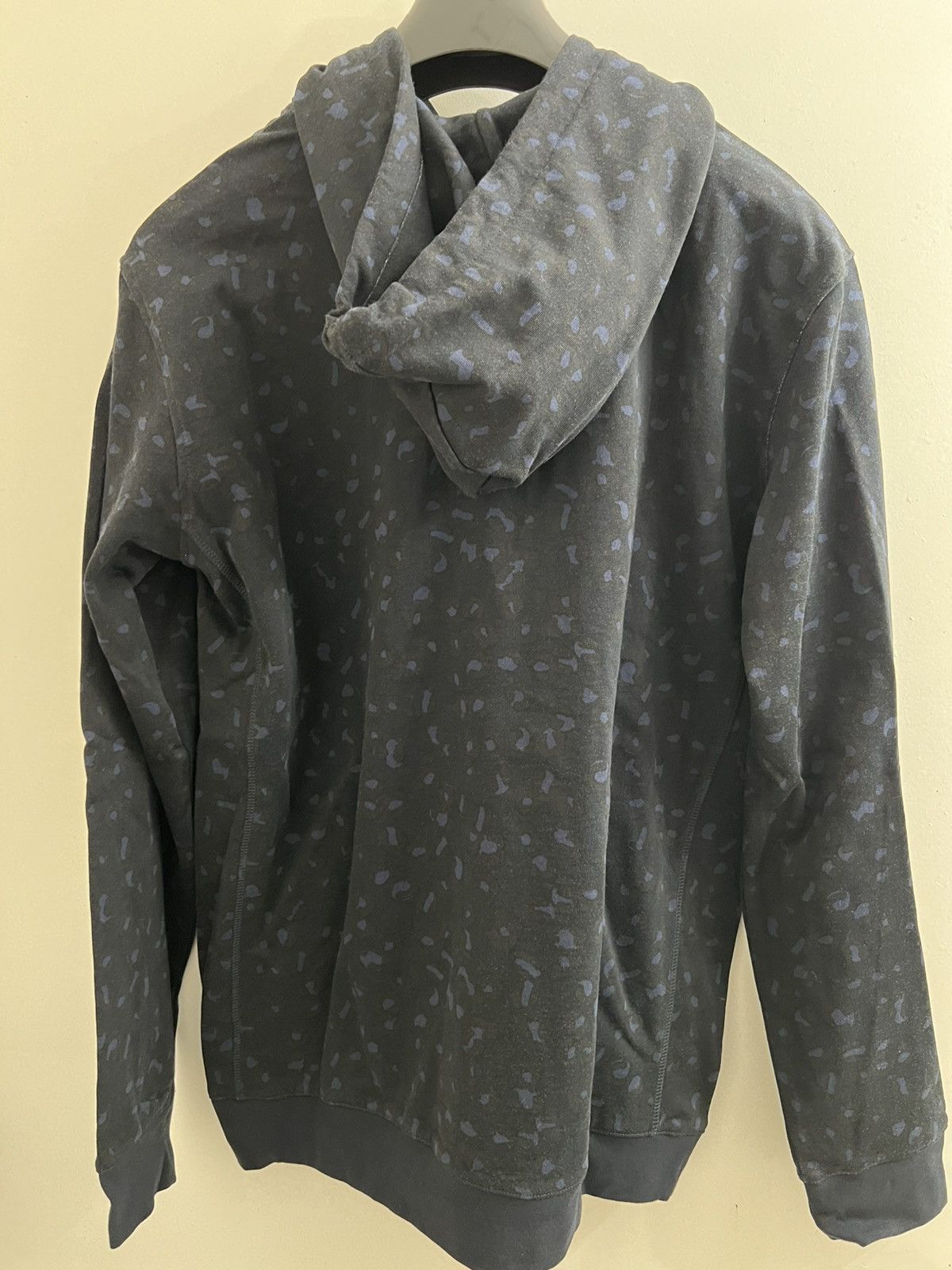 A.P.C. NWT A.P.C Paris Navy Leopard Hoodie Size XL Size US XL / EU 56 / 4 - 2 Thumbnail
