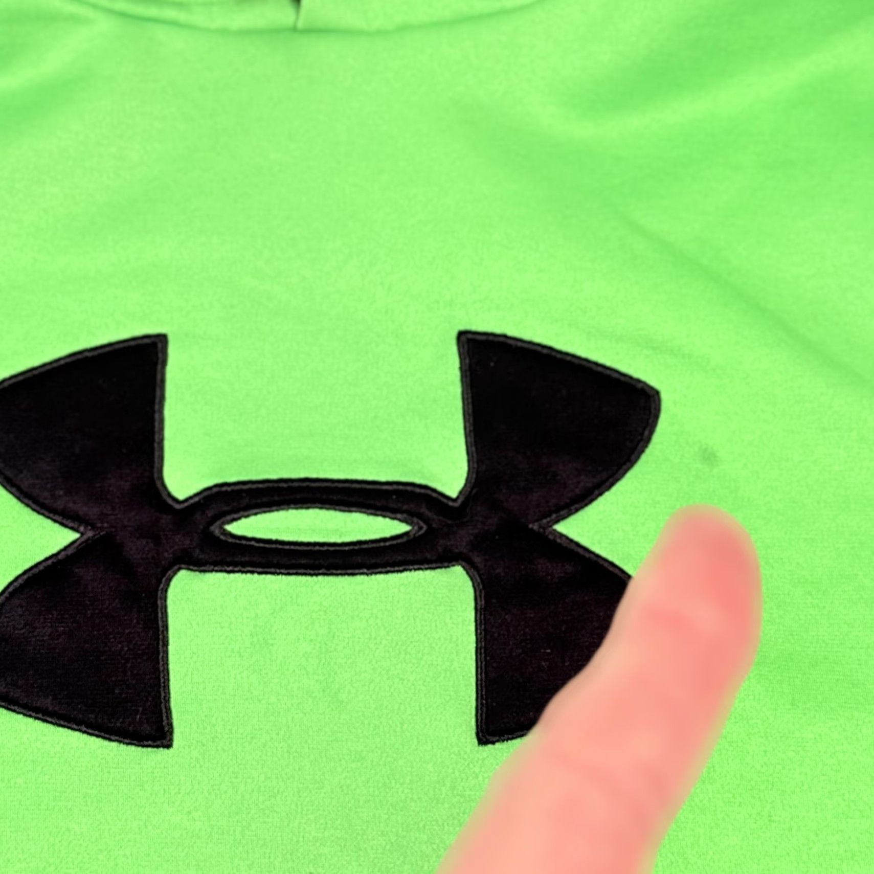 Under Armour Under Armour Hoodie Neon Green Fleece Pullover Sweatshirt Athleisure Women XS Long Sleeve Pullover Size XS / US 0-2 / IT 36-38 - 2 Thumbnail