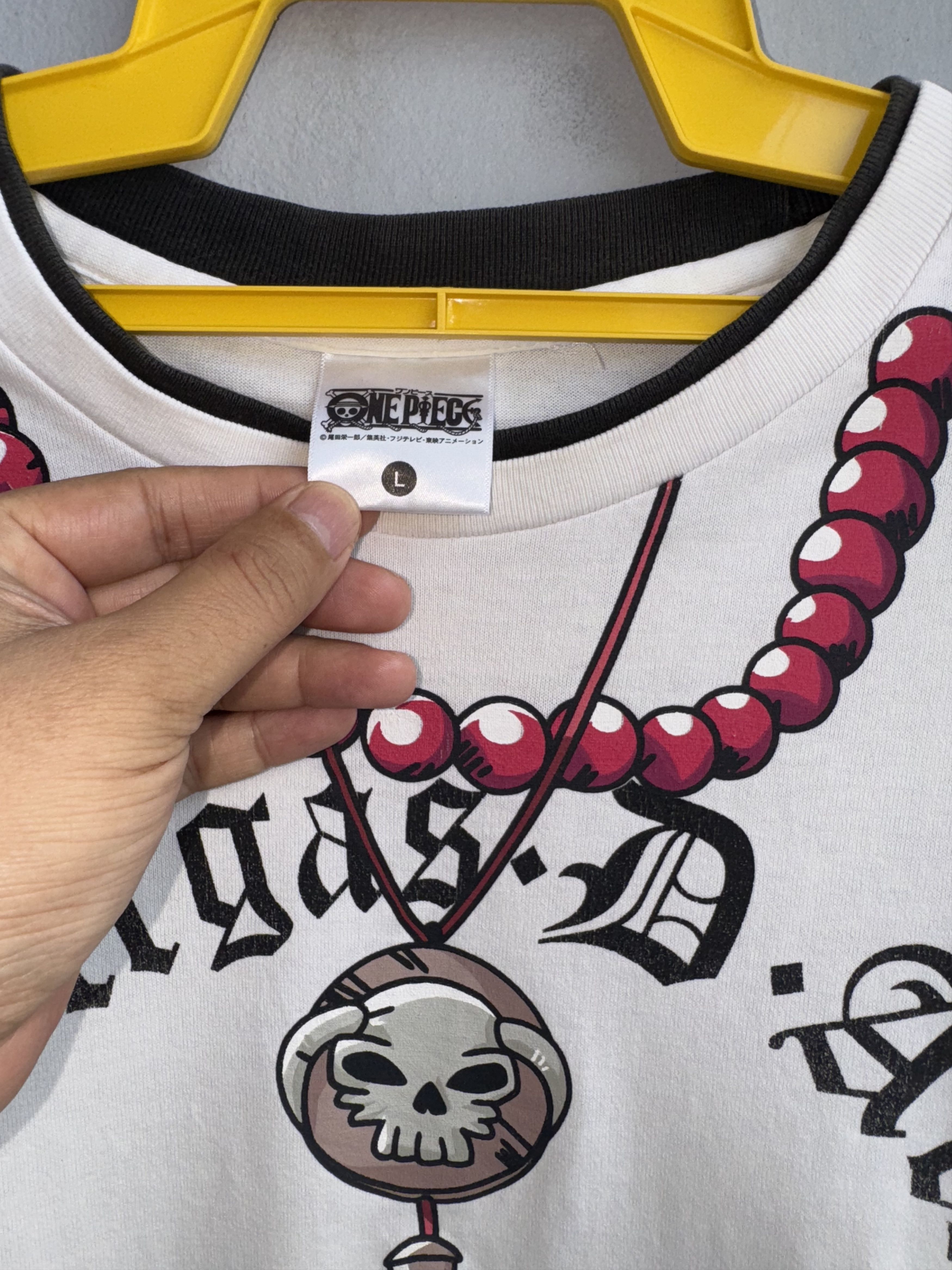 One Piece One Piece Shirt Size US L / EU 52-54 / 3 - 4 Thumbnail