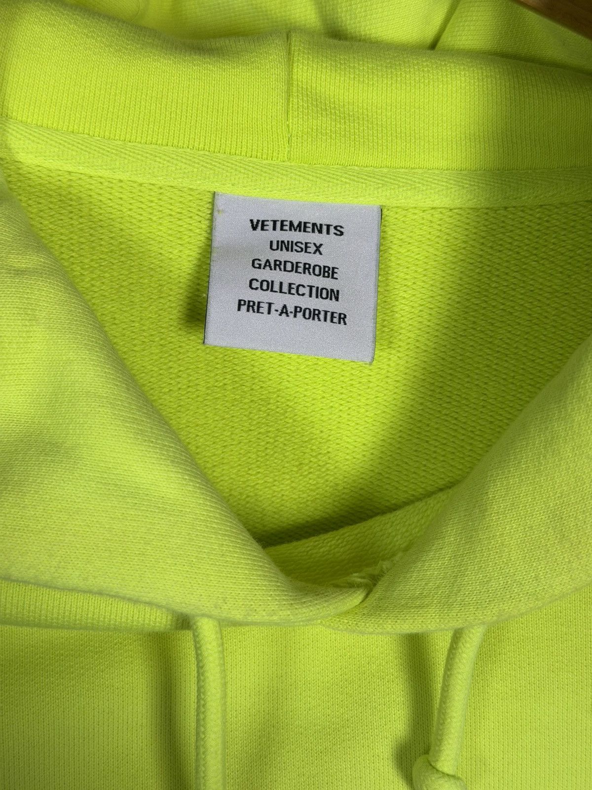 Vetements *RARE* VETEMENTS RUN TAPE LOGO OVERSIZED SWEATER HOODIE Size US M / EU 48-50 / 2 - 6 Thumbnail