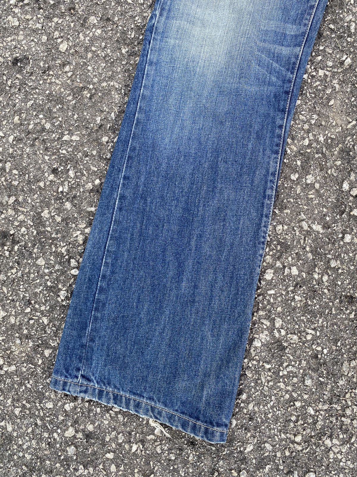 Japanese Brand × Tornado Mart Red Hearing Bootcut Blue Washed Distressed Denim Size US 34 / EU 50 - 4 Thumbnail