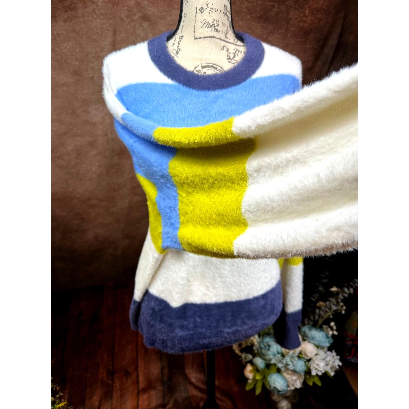 Other Oversized Bright Fluffy Soft Aerie Flurry Crew Sweater L Size L / US 10 / IT 46 - 7 Thumbnail