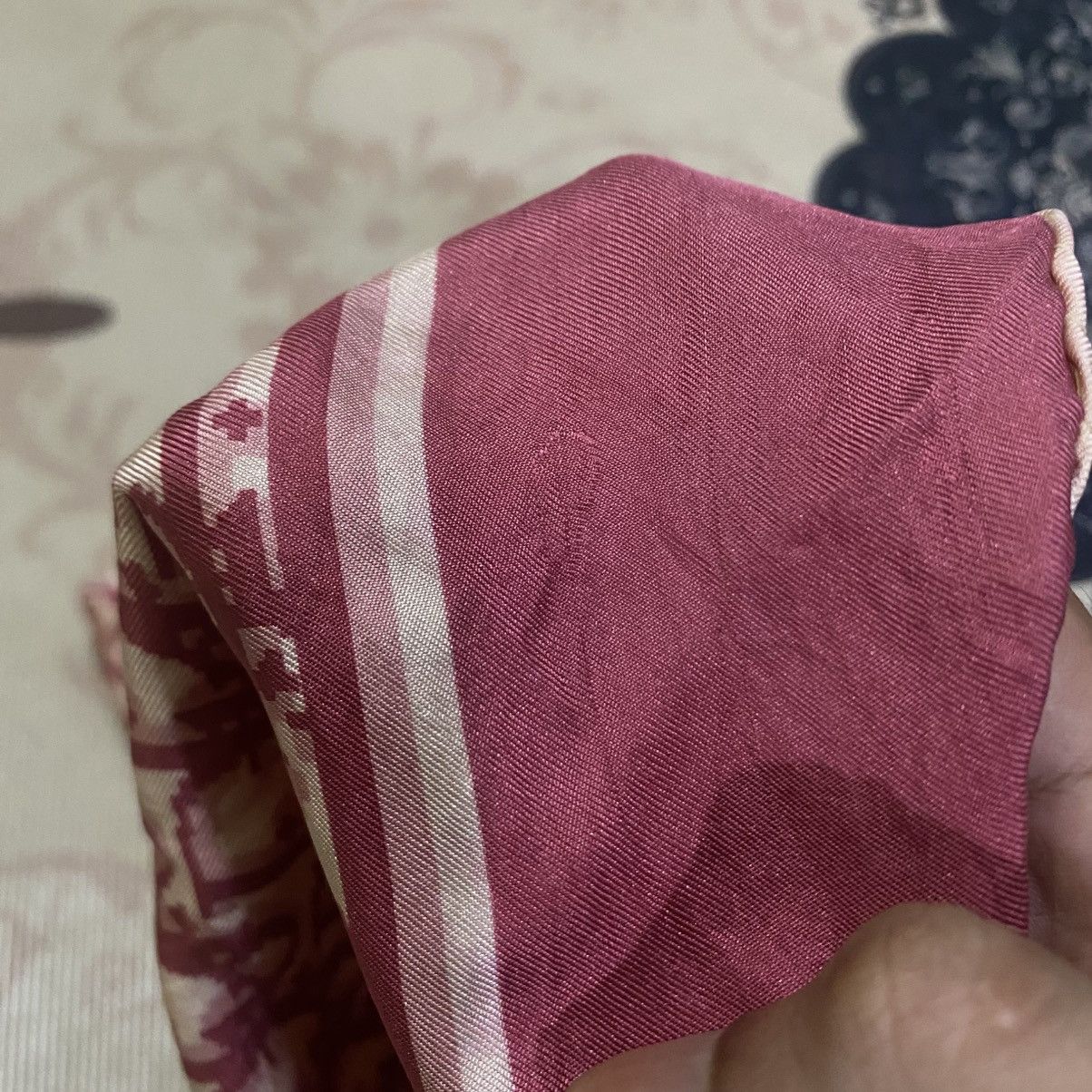Christian Dior Monsieur Christian Dior Scarf Monogram in Red Burgundy Silk Size ONE SIZE - 14 Thumbnail