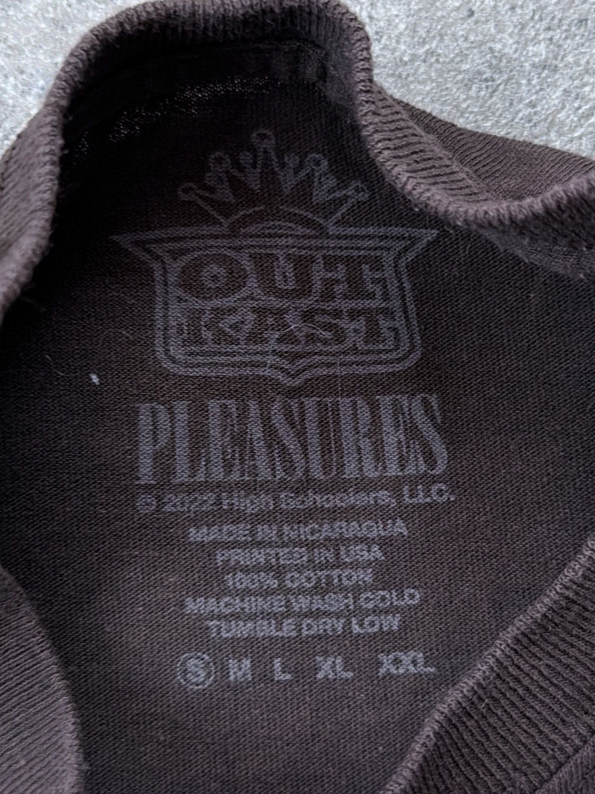Outkast × Pleasures Pleasures Outkast Tee Size US S / EU 44-46 / 1 - 5 Thumbnail
