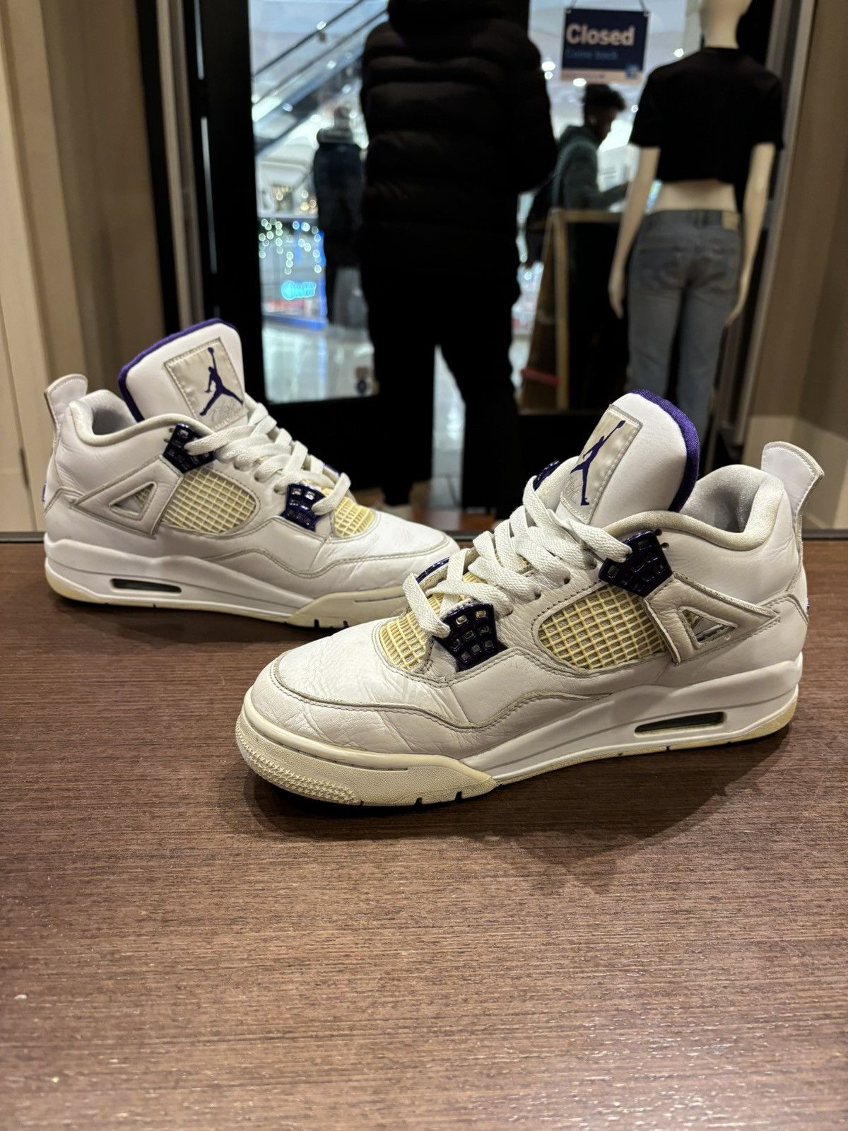 Jordan Brand Jordan 4 ‘Metallic Purple’ Size US 9 / EU 42 - 2 Thumbnail