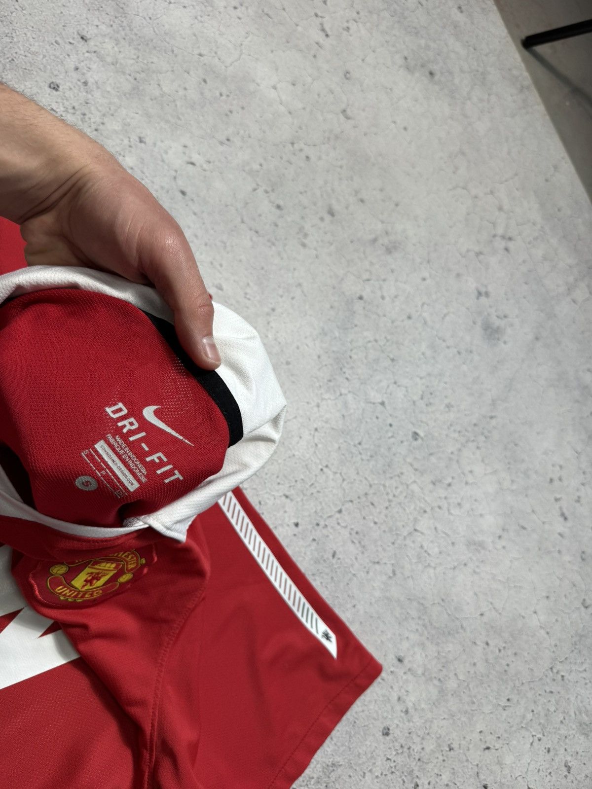Nike Nike FC Manchester United Soccer Jersey 2010/2011 Home Away Size US S / EU 44-46 / 1 - 10 Thumbnail