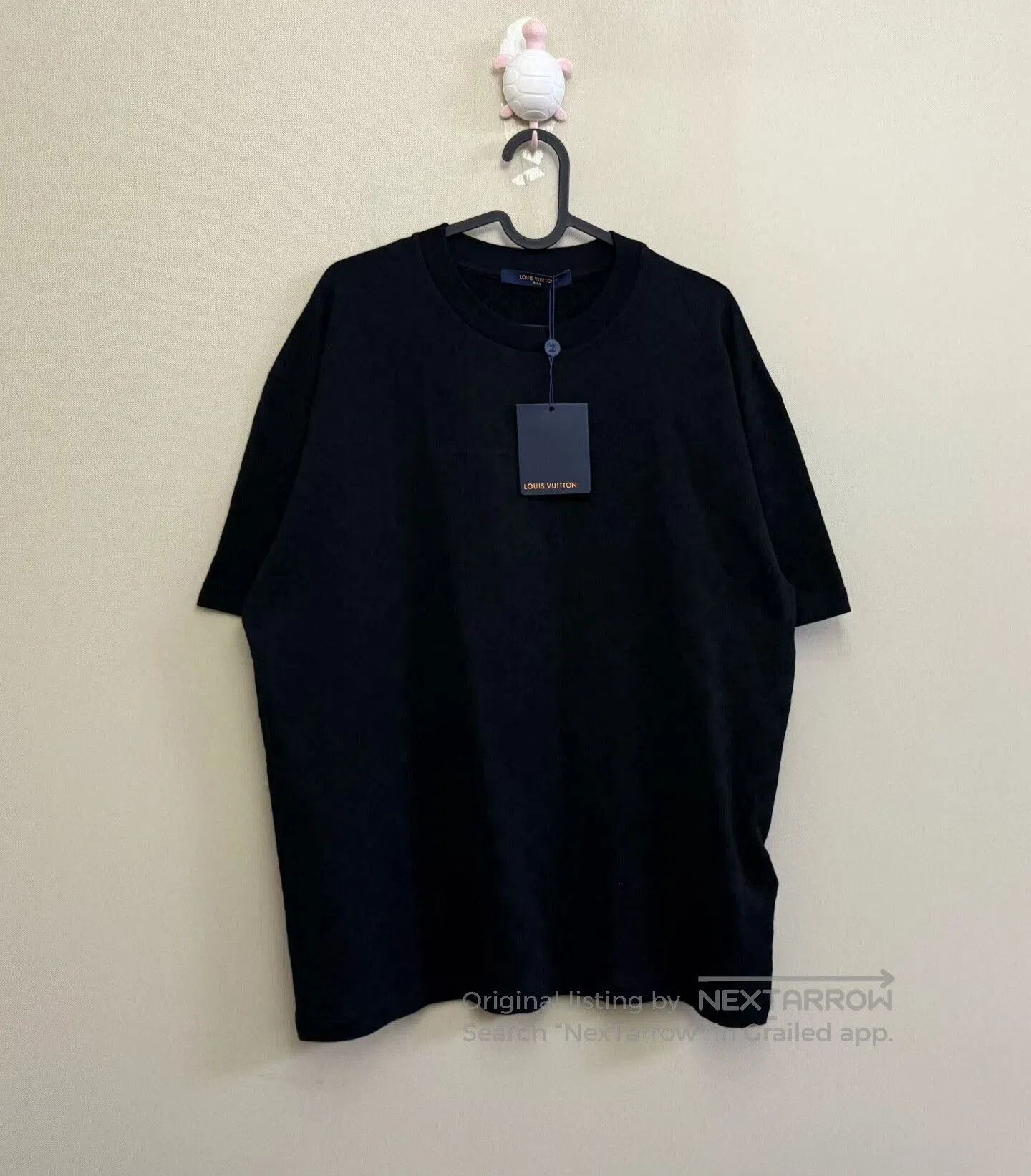 Louis Vuitton Louis Vuitton Black Flocked Logo Short-Sleeve. Size US L / EU 52-54 / 3 - 1 Thumbnail