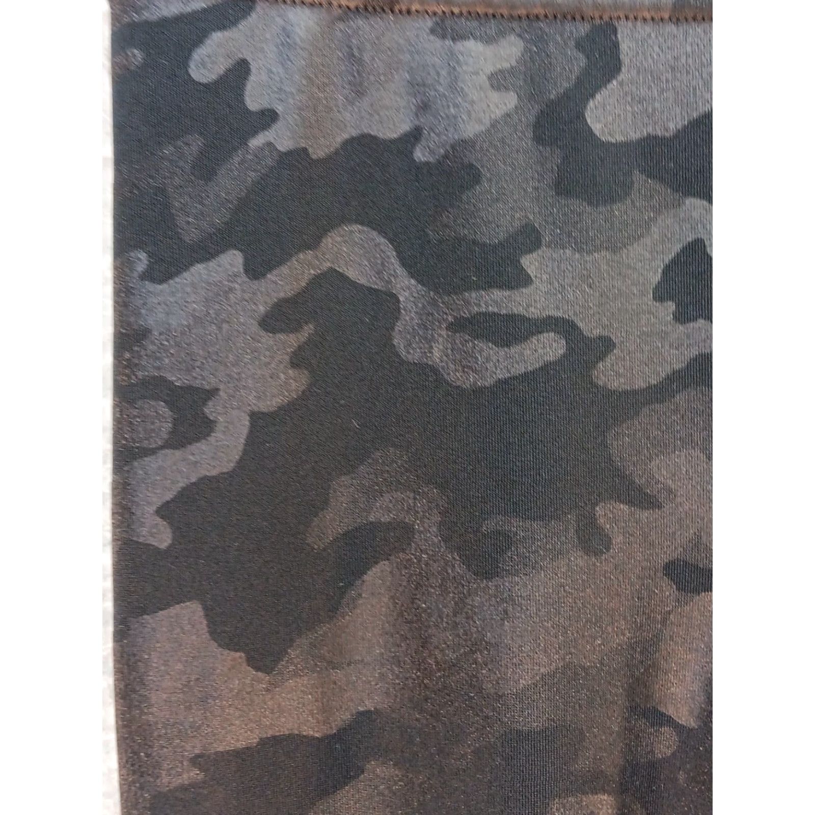 Spanx Spanx Women's Leggings Size S/P Black Camo Animal Print Shine - Petites, Ankle Length, Mid Rise, Machine Washable, Vietnam, Colorful, Women Size 28" / US 6 / IT 42 - 3 Thumbnail