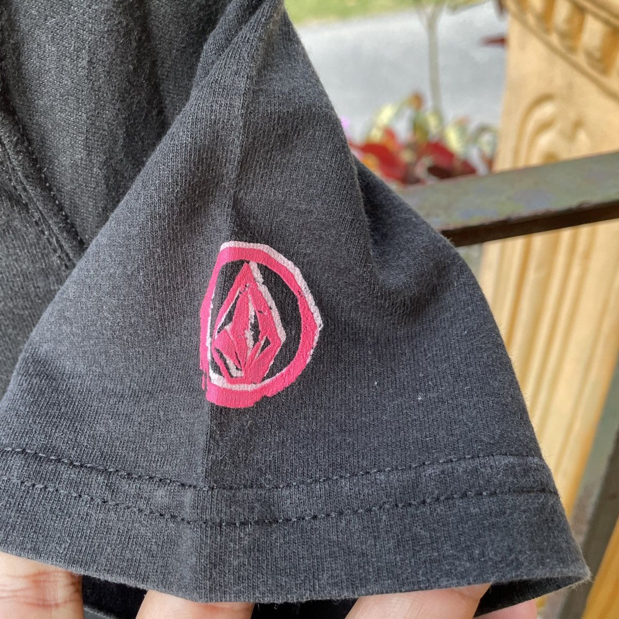Volcom 🔥Vintage 00s Volcom Punk Is Pink Skateboard Tee Size US S / EU 44-46 / 1 - 8 Thumbnail